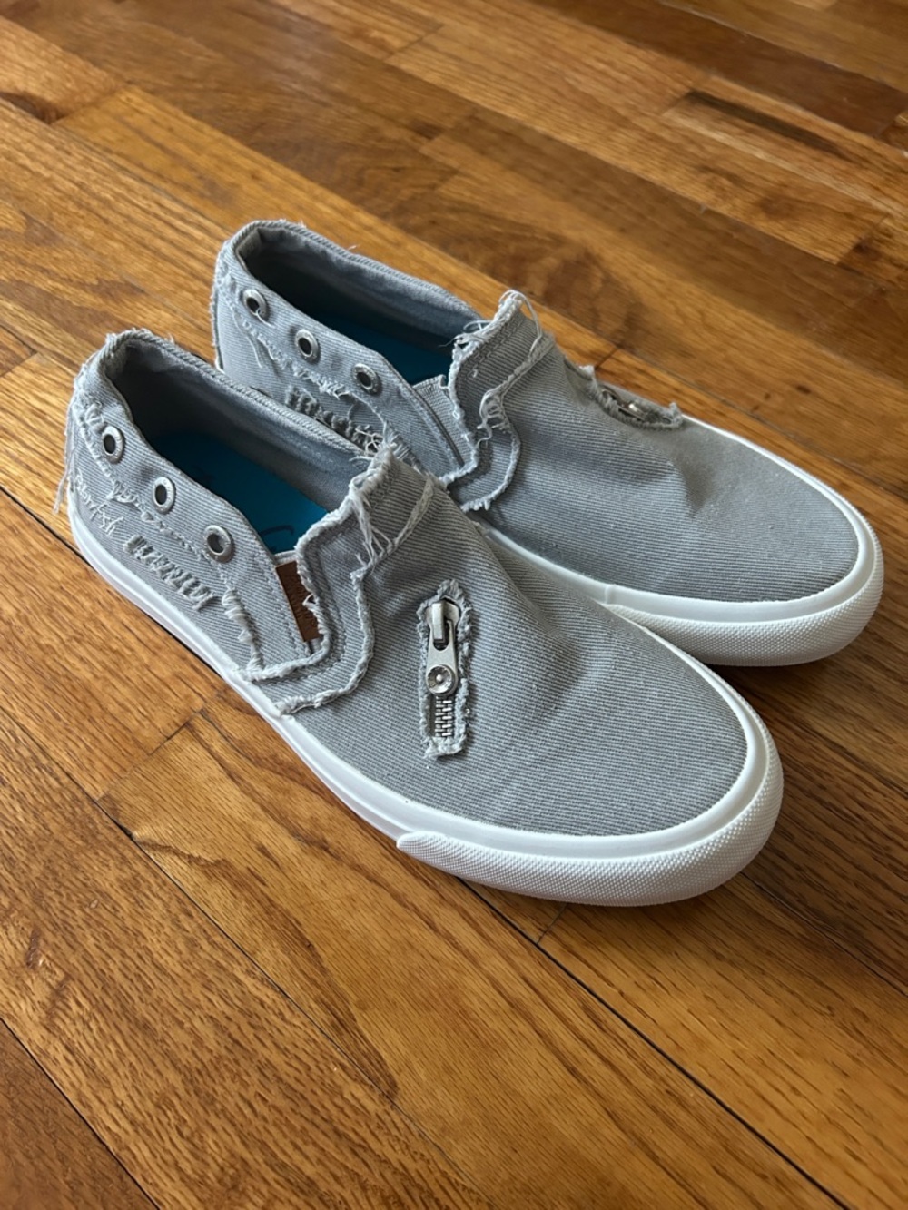WMNS Blowfish Canvas Loafers in Light Gray with Frayed Trim Size 10.5